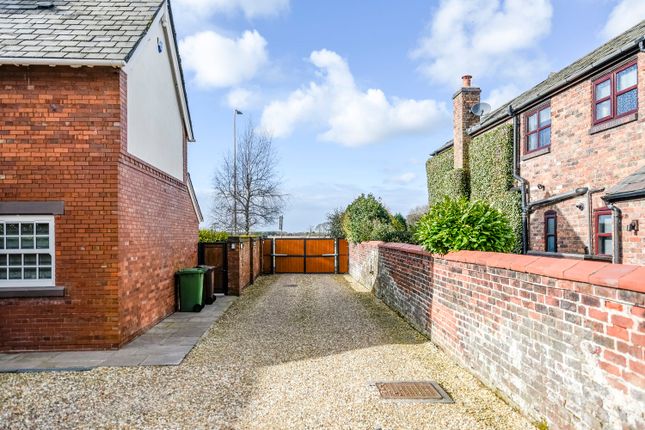 Mews house for sale in Brickwall Lane, Liverpool