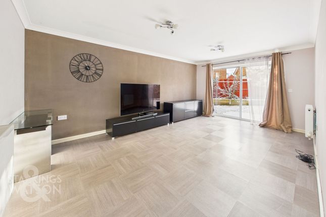 10 Wisteria Drive, Wymondham photo 2