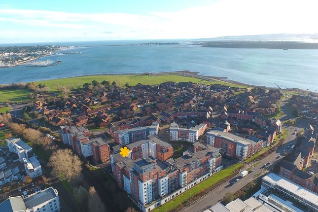 Flat 11, 8, Avenel Way, Poole photo 2
