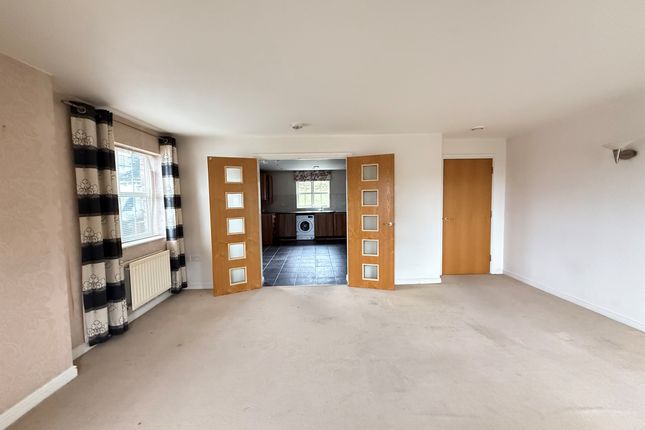 1 Oatfield Court, Hamstead Road, Birmingham photo 4