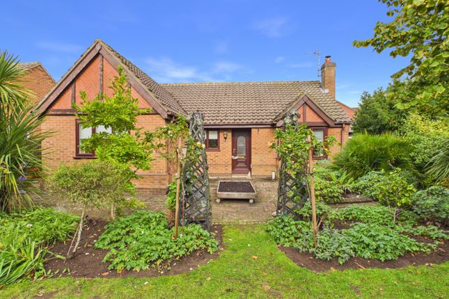 3-bed bungalow on Poachers Gate, Spalding, £365,000