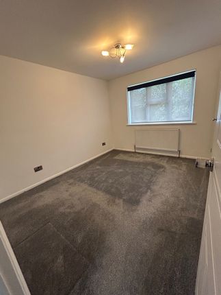 27, Dunsters Mead, Welwyn Garden City photo 4