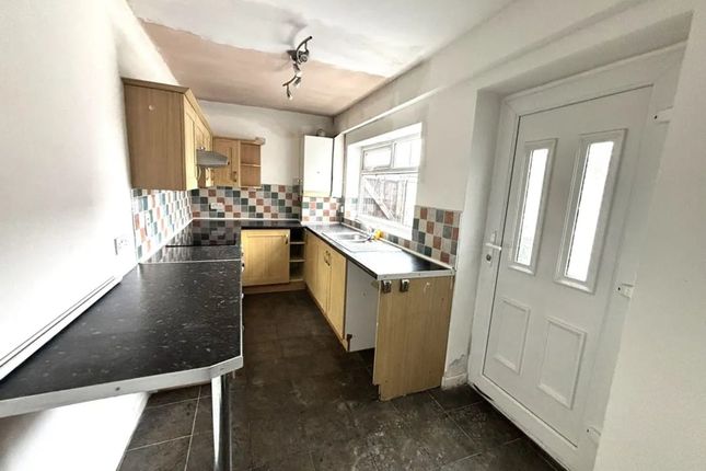 109 Spring Lane, Manchester photo 4