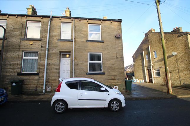Thumbnail End terrace house to rent in York Street, Queensbury, Bradford