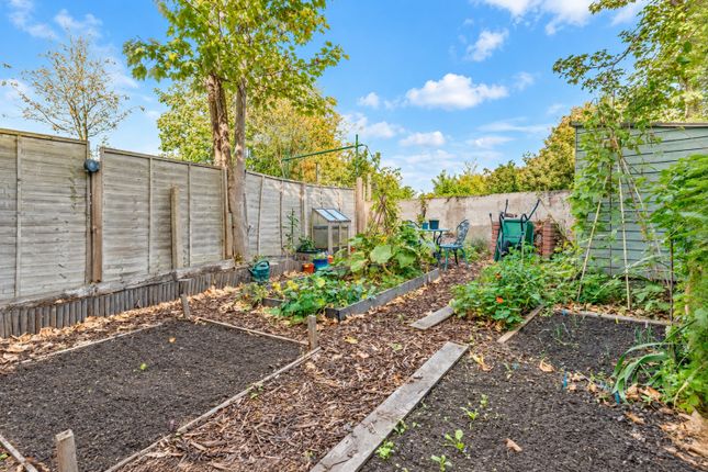 30B,, Elmdene Road, Woolwich photo 3