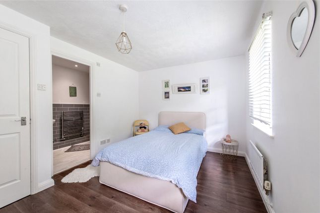 16, Albert Reed Gardens, Maidstone photo 4