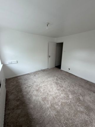 Allerton Grange Croft, Leeds photo 5
