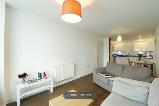 Flat to rent in Cranston Court, London