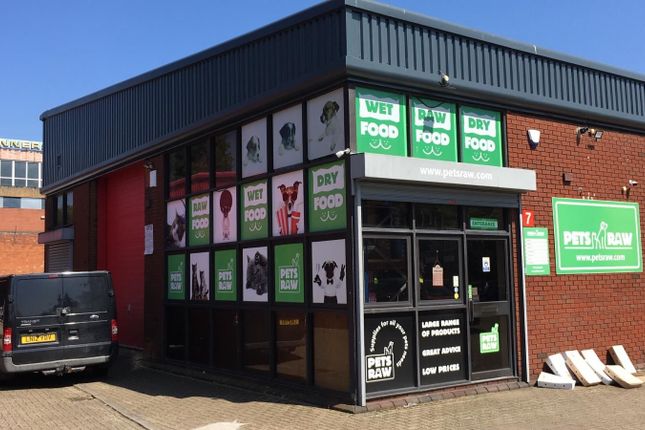 Thumbnail Retail premises for sale in Leicester, Leicestershire