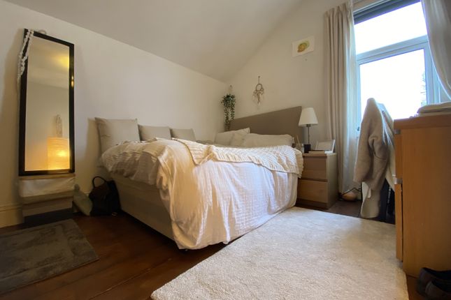 51, Dogfield Street, Cardiff photo 5