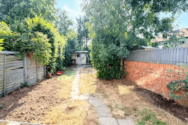 1 The Alders, HOUNSLOW photo 2