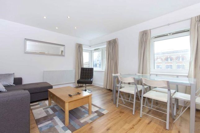 Flat to rent in Northpoint Square, Camden, London