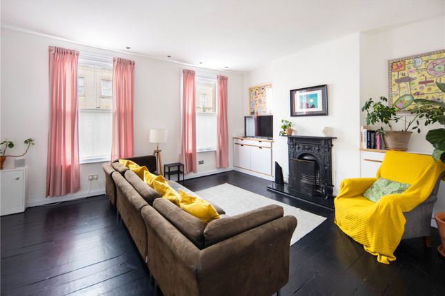 Thumbnail Flat for sale in Chatsworth Road, Hackney, London