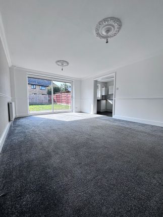 61, Fairfax Avenue, Basildon, Fairfax Avenue, Basildon, Basildon photo 4