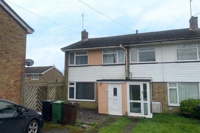 Terraced house to rent in Swan Road, Hailsham