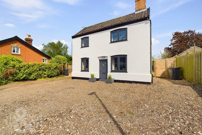 Thumbnail Detached house for sale in Norwich Road, Dickleburgh, Diss