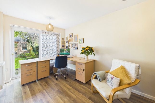 34, Houlgate Way, Somerset photo 4