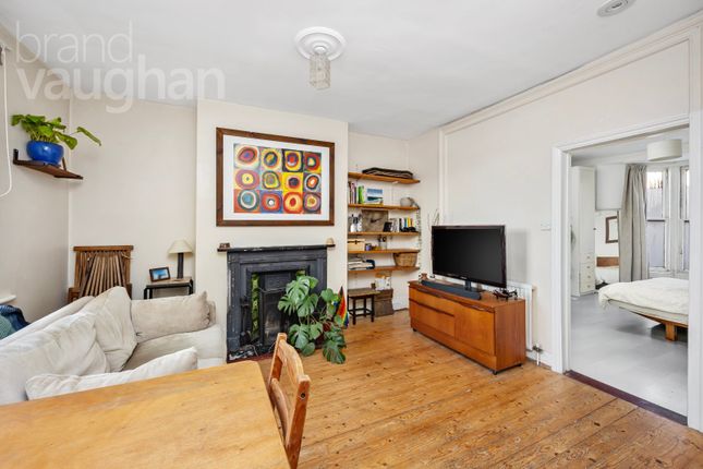 Flat for sale in Clarendon Place, Brighton, East Sussex
