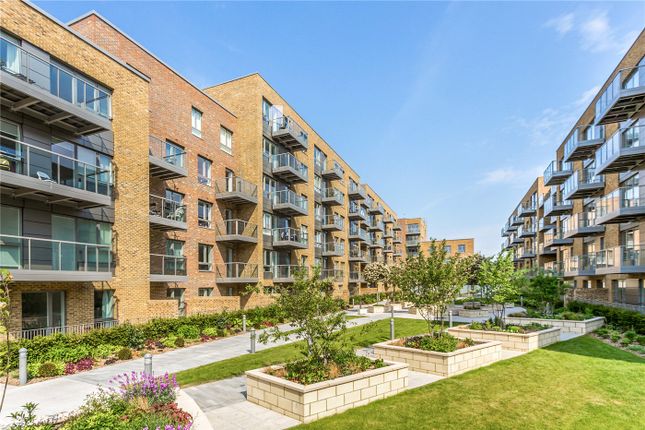 Flat 18,, Basset Court, London photo 3