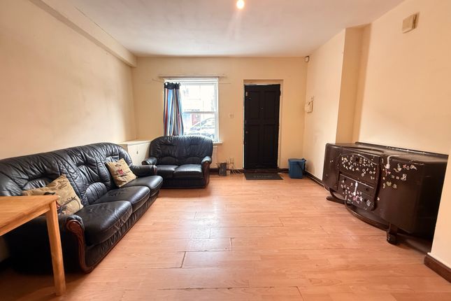 Flat 3, 78, Hastings Street, Luton photo 3