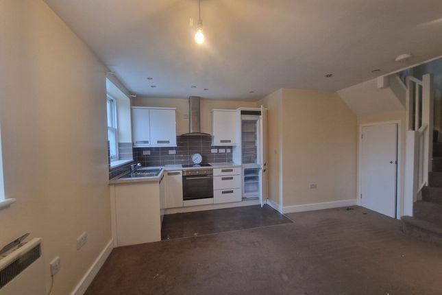 Flat 2 25, Broad Street, Deal photo 4