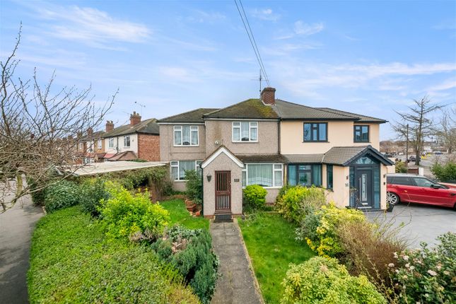 End terrace house for sale in Woodrow Avenue, Hayes