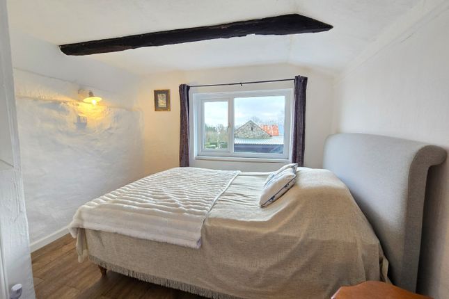 2 Todsworthy House, -, Gunnislake photo 3
