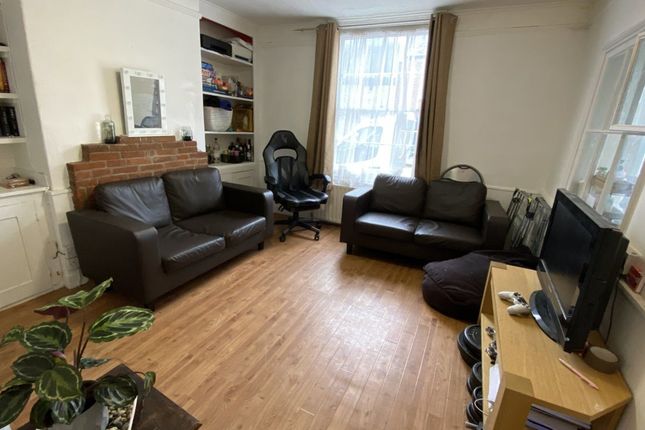 Thumbnail Property to rent in Broad Street, Canterbury
