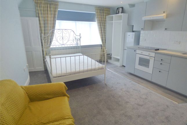 Studio to rent in Woodland Way, Mill Hill, London