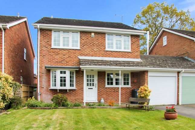 4-bed house on 22 Manor Close, Wickham, £515,000
