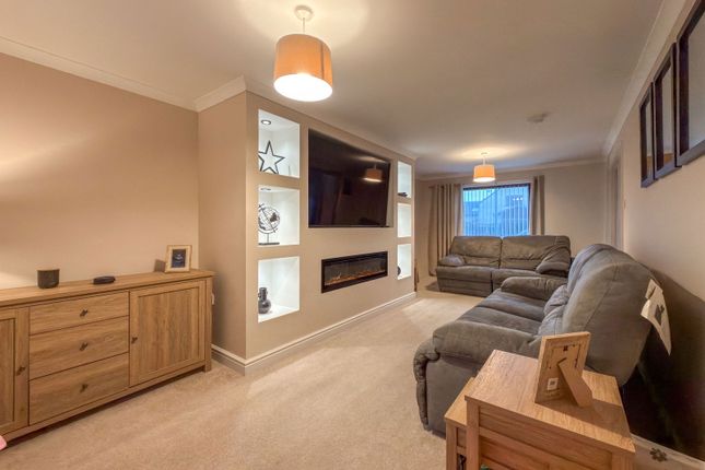 4, Dudgeon Drive, Brora photo 3