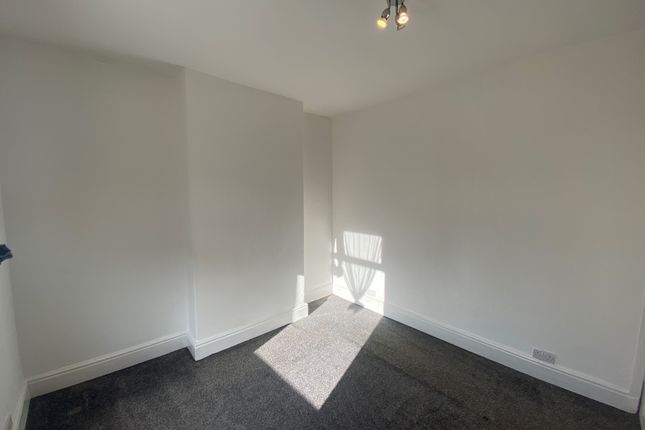 1A, Stockport photo 5