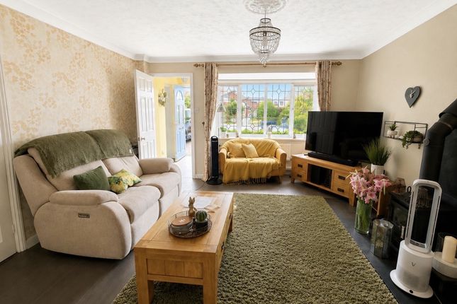 93, Campion Drive, Bradley Stoke photo 2
