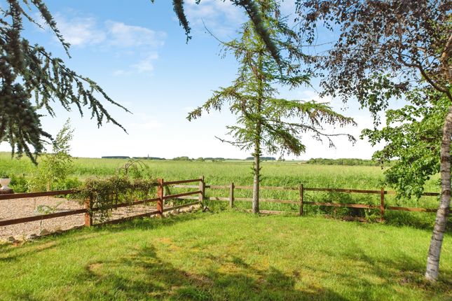 16, Wilkie Drive, Sleaford photo 4