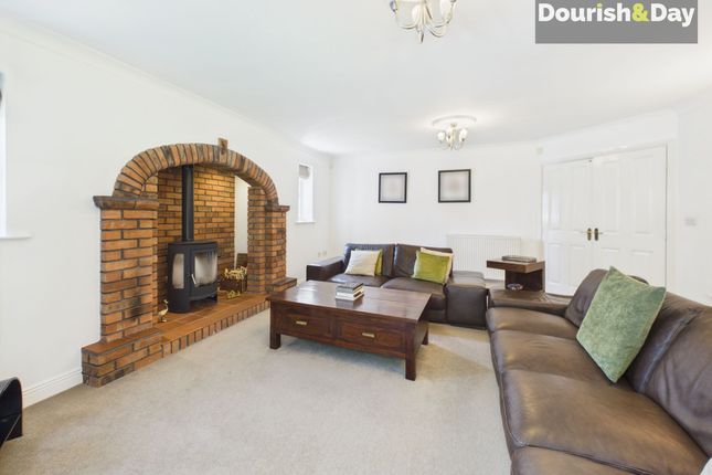 3 Beechcroft Grange, Stafford photo 4