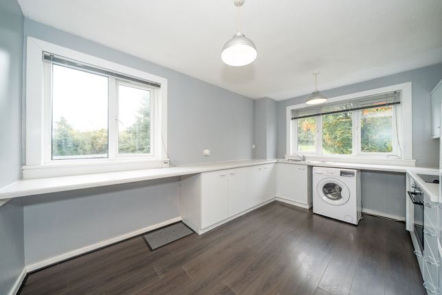 13 Bridgeside Avenue, Bathgate photo 2