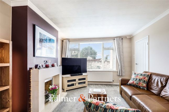 29, Oxford Court, Essex photo 5