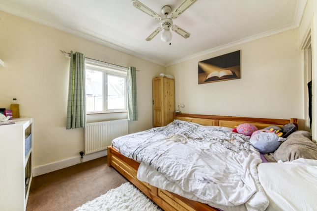 Terraced house for sale in Cranmer Road, Croydon