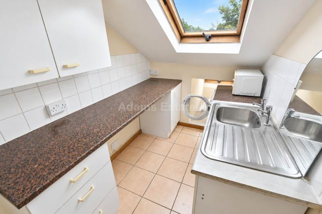 6-bed terraced on London Road, Reading, £3,600/mo