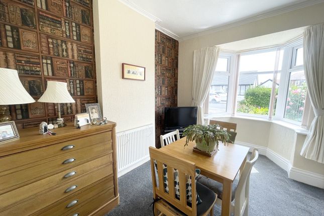 3, Henley Avenue, Cleveleys photo 4