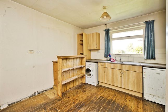 2, High View Drive, Bridgwater photo 3