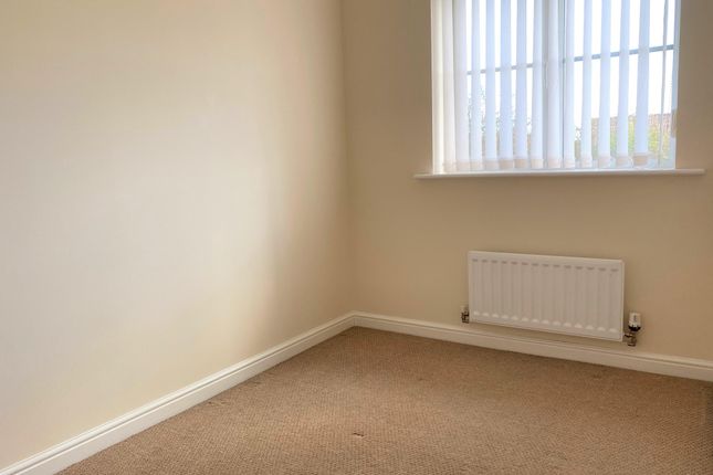 Property to rent in Kestrel Drive, Mexborough