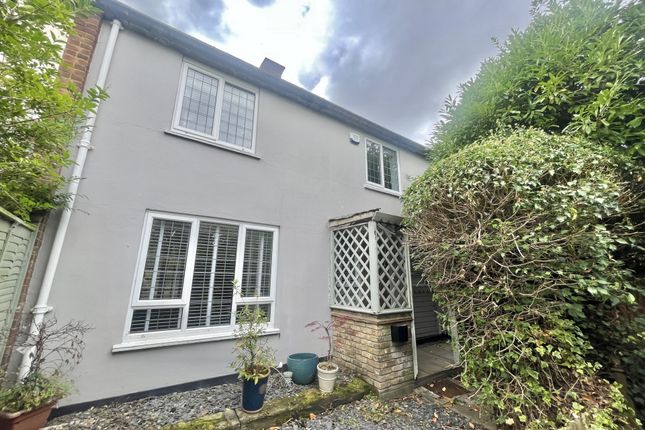 Thumbnail Terraced house to rent in Coronation Hill, Epping