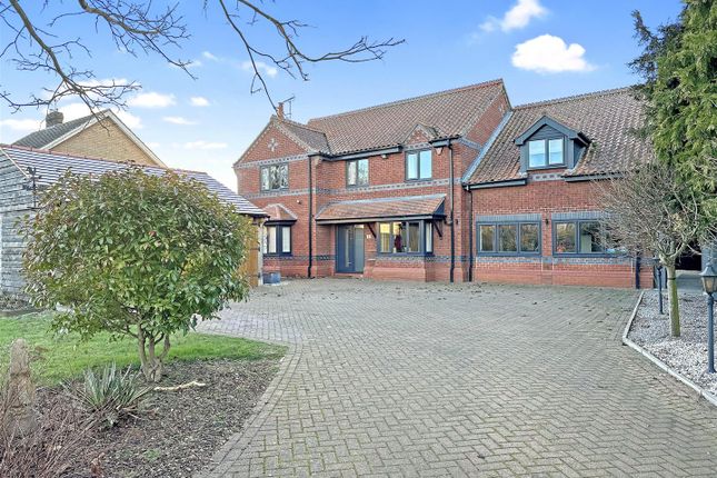 Thumbnail Detached house for sale in Rufford House, High Street, Brant Broughton, Lincoln