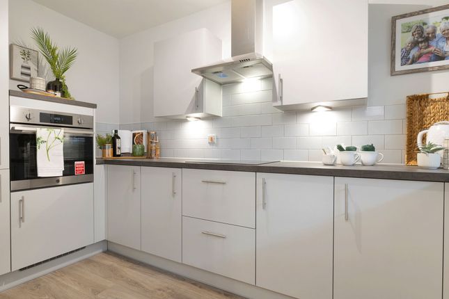 Flat for sale in Caxton Lodge, Smallhythe Road