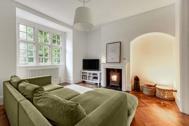 83, Peperharow Road, Godalming photo 2