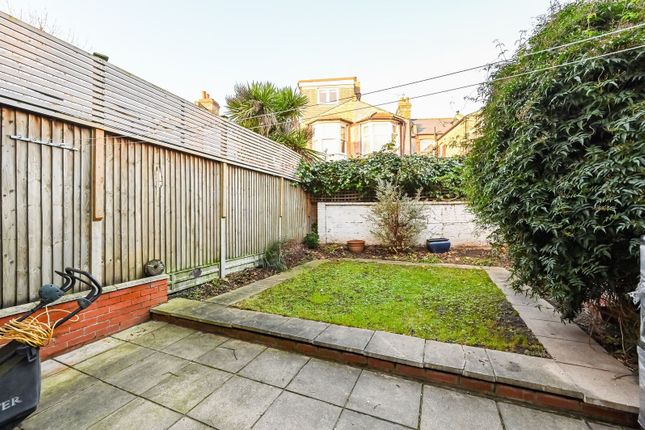 Clonmell Road, N17, Tottenham photo 4