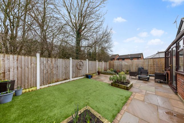 59 McCarthy Close, Warrington photo 4