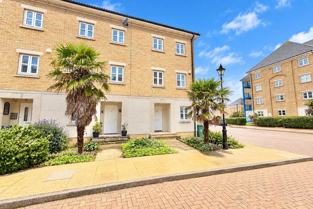 4-bed house on Arequipa Reef, Eastbourne, £350,000