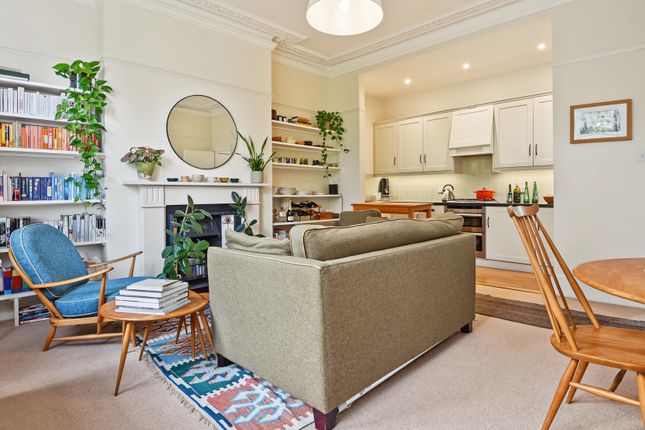 Dalmeny Road, Tufnell Park, London photo 4